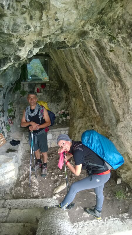 la grotta madonna della corona