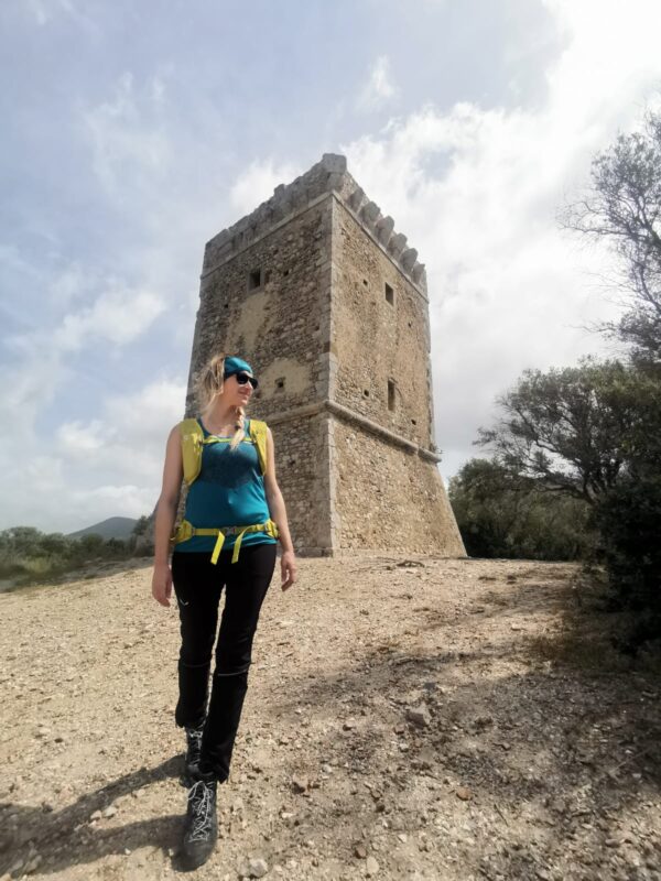 la torre di collelungo verso la spiaggia