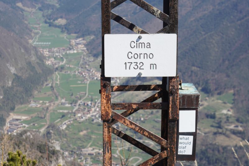 la cima del  monte corno--Valle di ledro