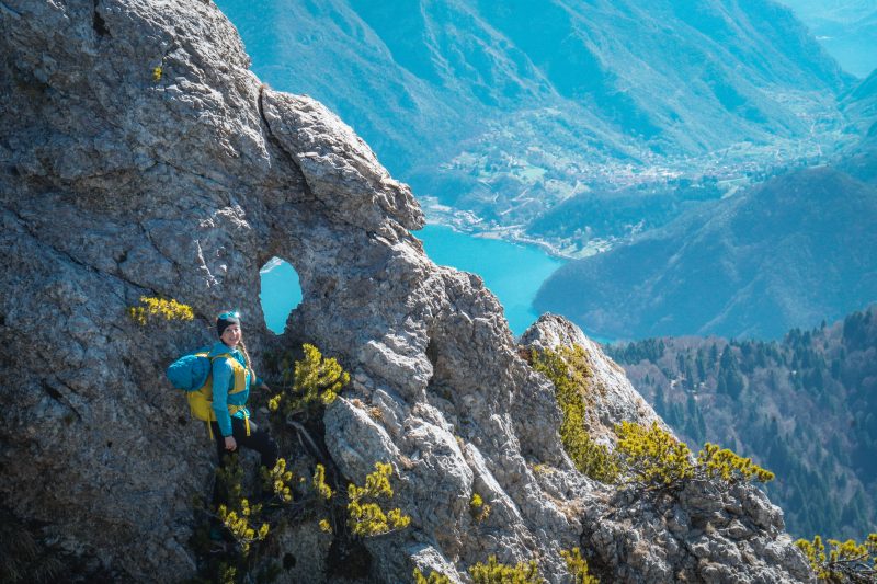 Scorci lungo il sentiero attrezzato Mora Pellegrini--Valle di ledro