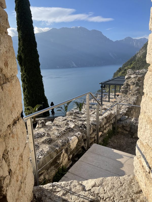 Vista sul lago di Garda dal Bastione