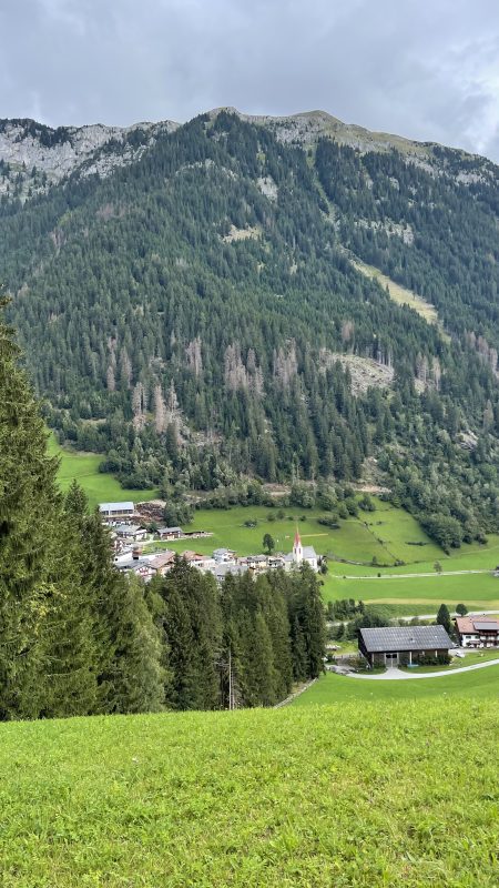 la frazione  di Colle /Bichl a Racines