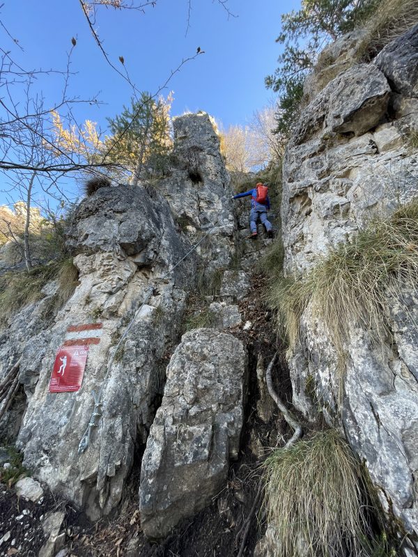 Tratti attrezzati del sentiero Galli sul Corno Battisti
