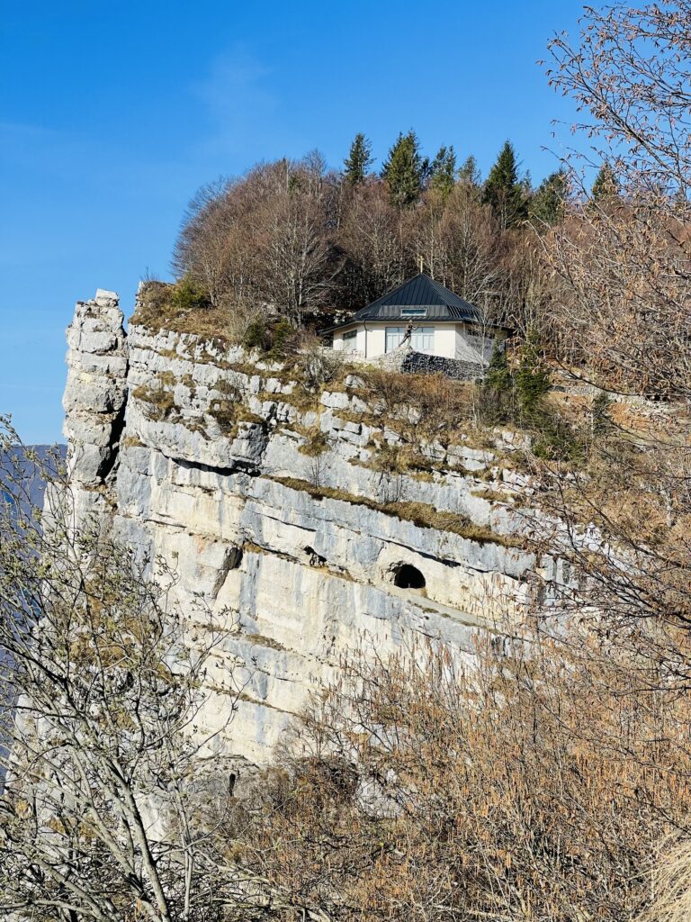 La Chiesa Votiva ai Granatieri di Sardegna