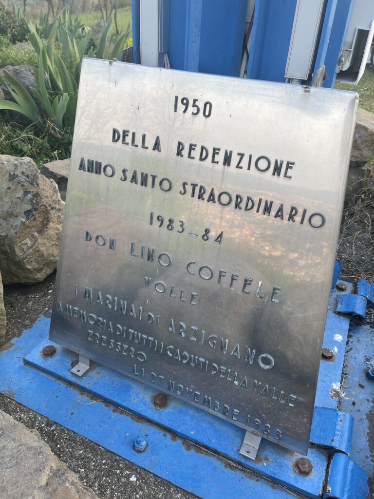 Targa Croce del Sese in onore dei marinai voluta dal parrocco di san bortolo