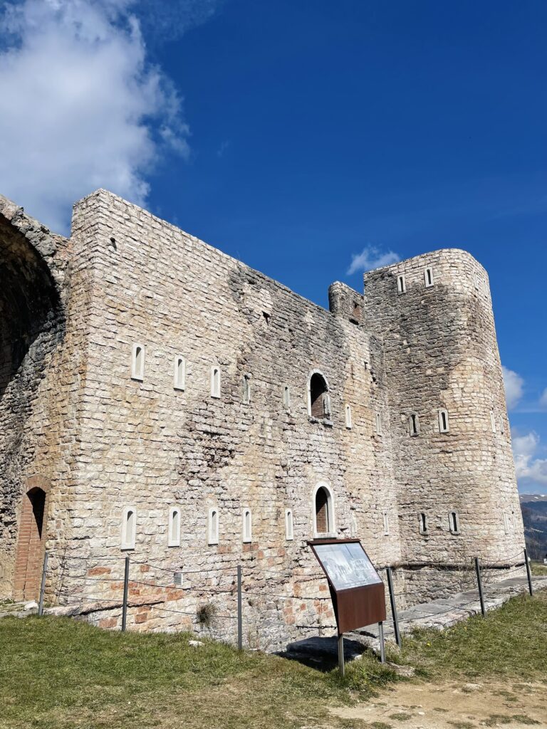 Le mura del forte