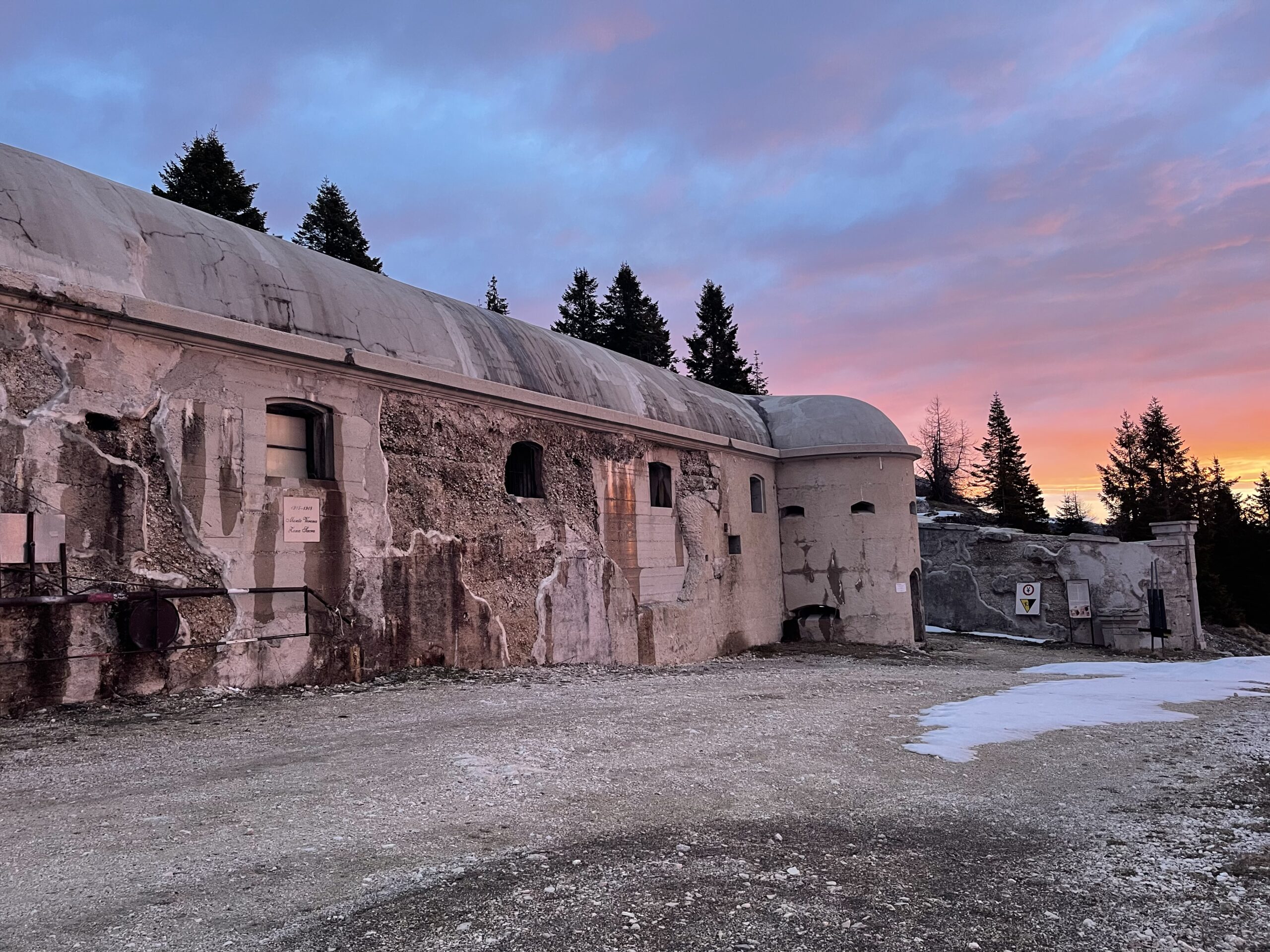 Alba Forte Verena sull'Altopiano di Asiago