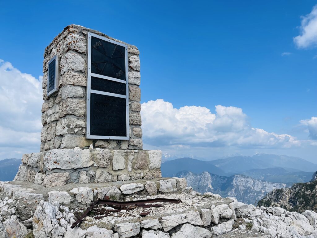 Cippo Austriaco sul Monte Ortigara