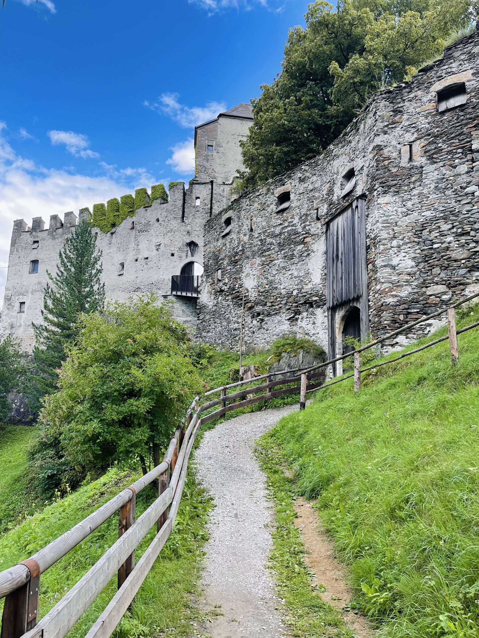 Cosa fare a Vipiteno, escursione al castel Tasso