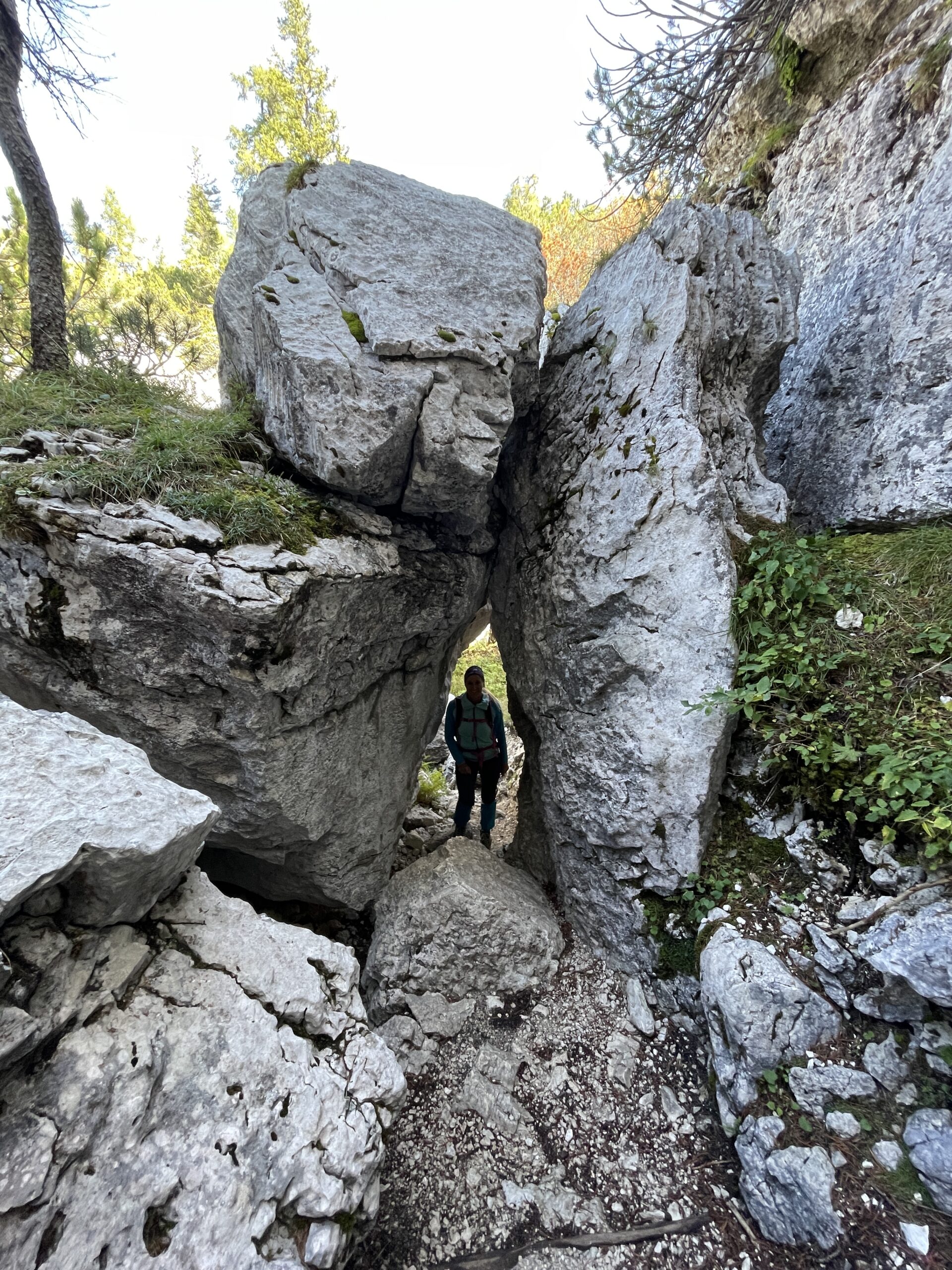 Fra le rocce del labirinto