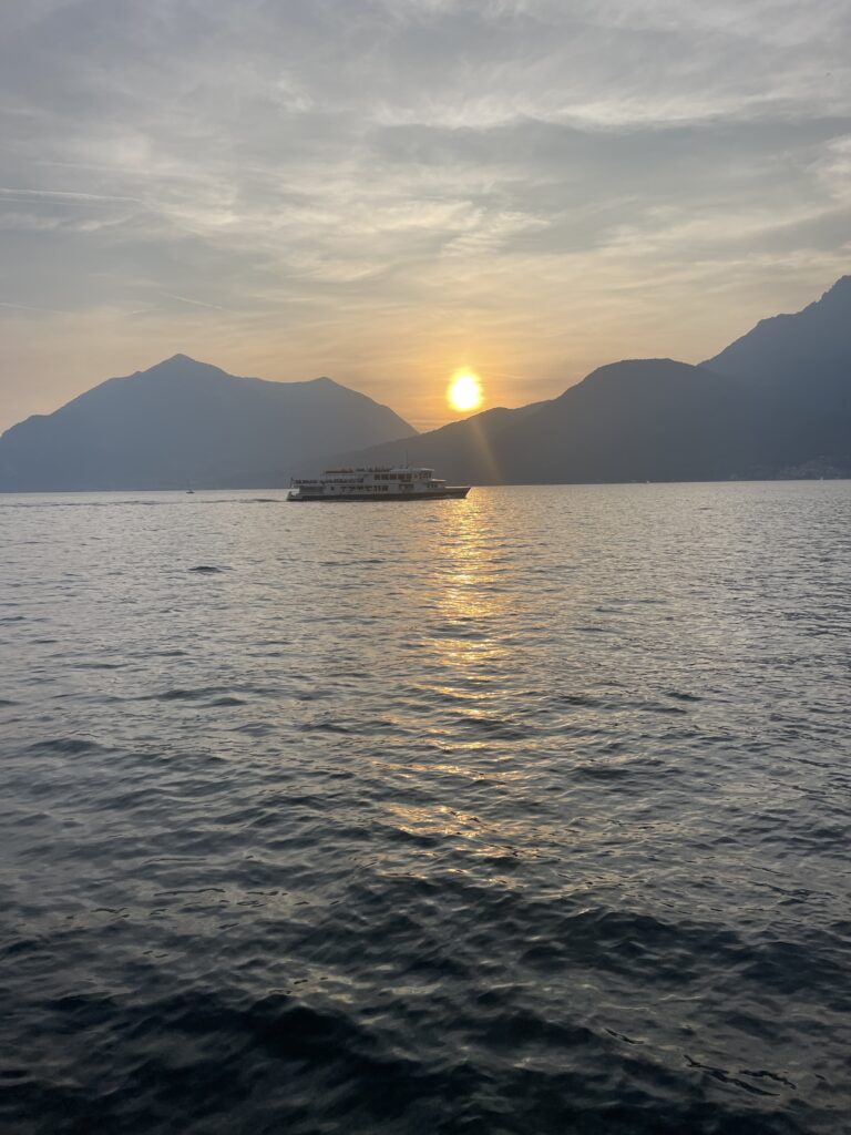 Tramonti magici sul lago di Como