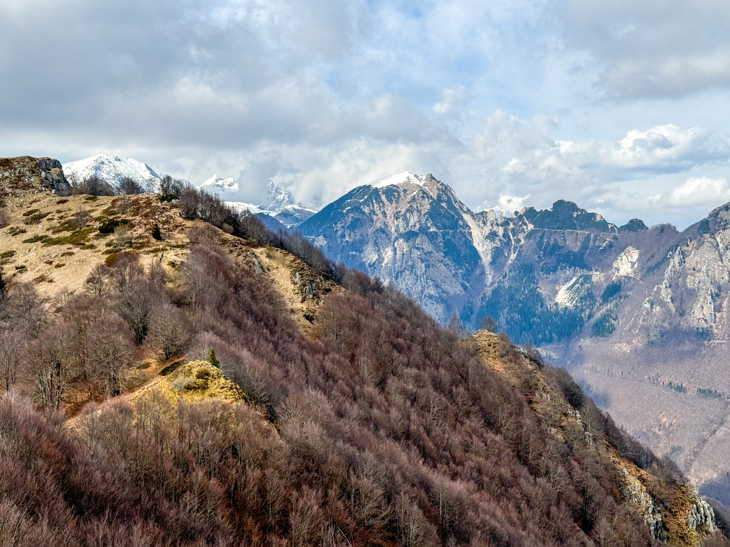 Vista dalla cima sul Monte Gramolon